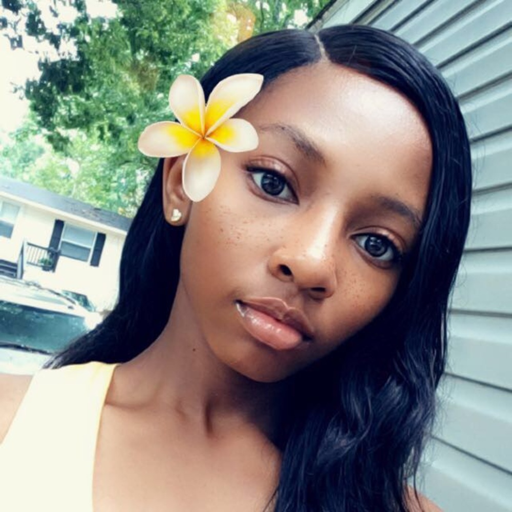 Meet your Posher, Brianna